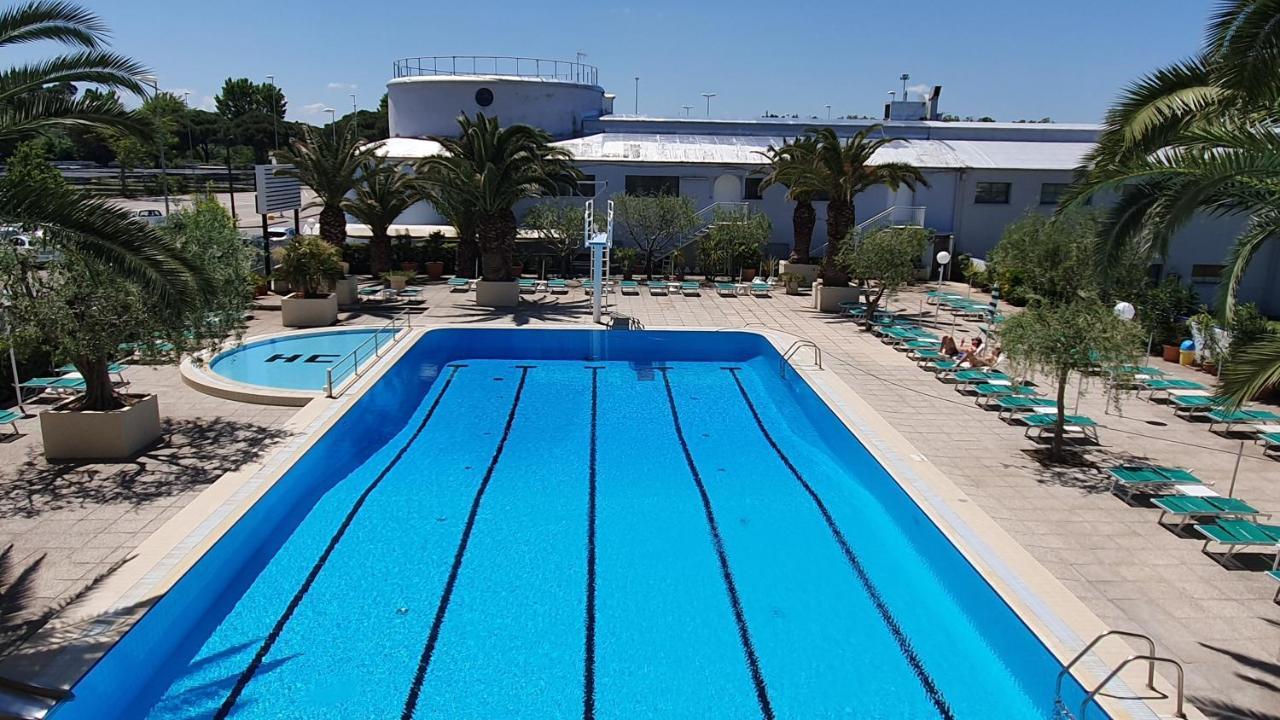 Hotel Cormoran Католика Екстериор снимка