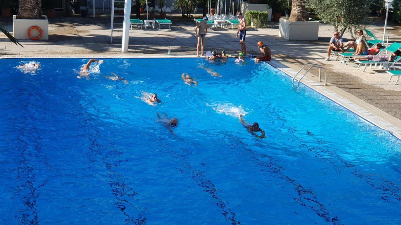 Hotel Cormoran Католика Екстериор снимка
