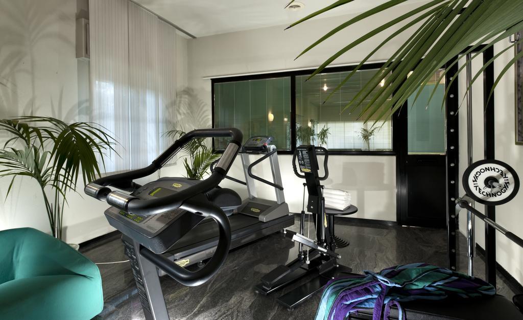 Hotel Cormoran Католика Екстериор снимка
